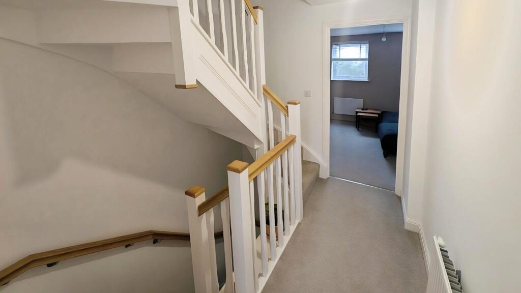 508 Dowsell Way landing b.jpg