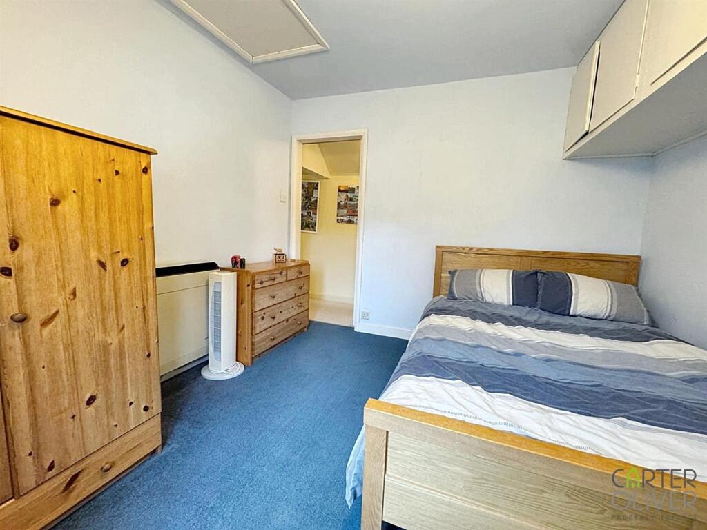 BEDROOM 3
