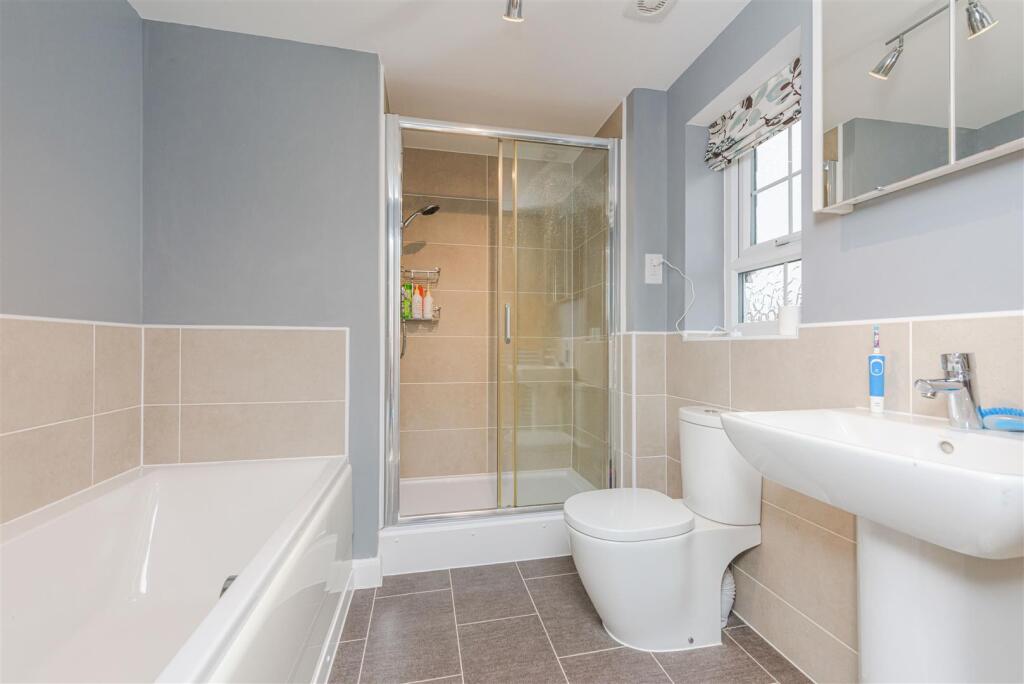 2 Clarence Place, Ashby