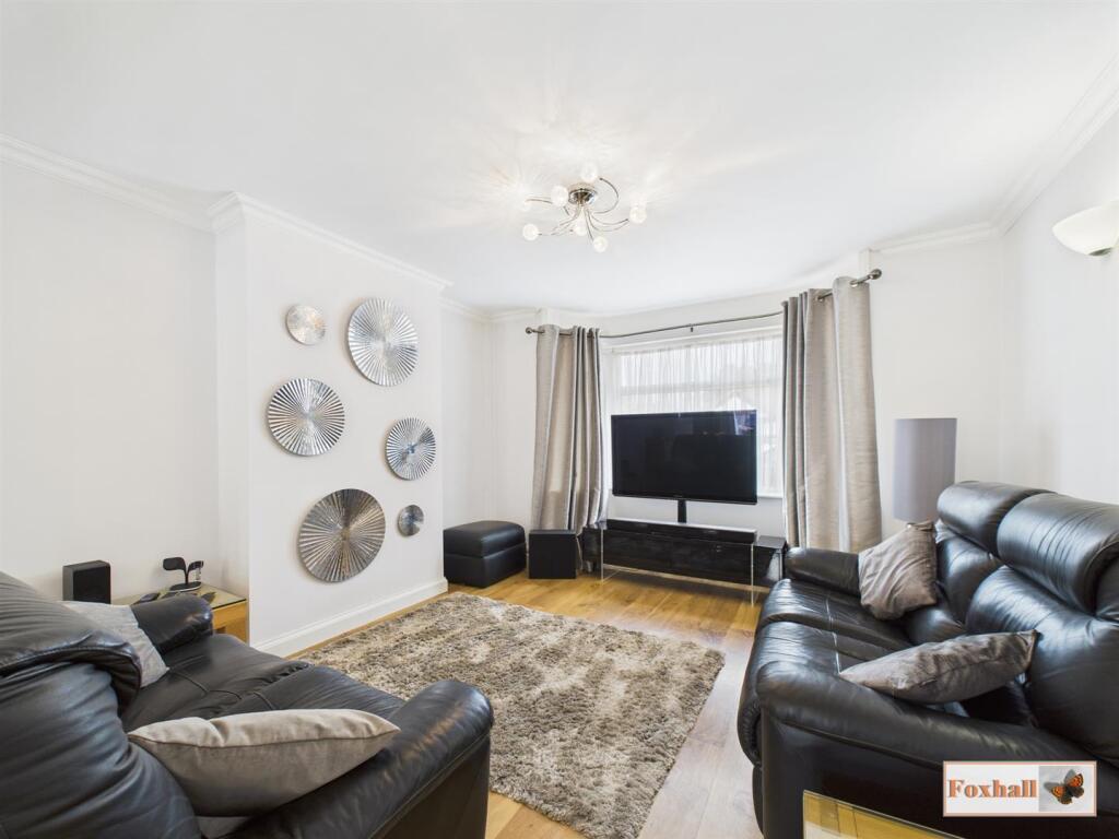 Lounge / Dining Room