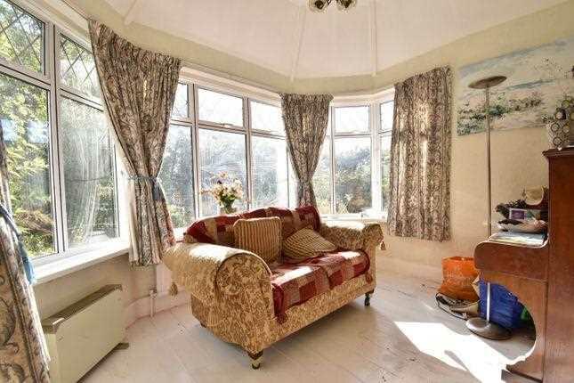 Bay window