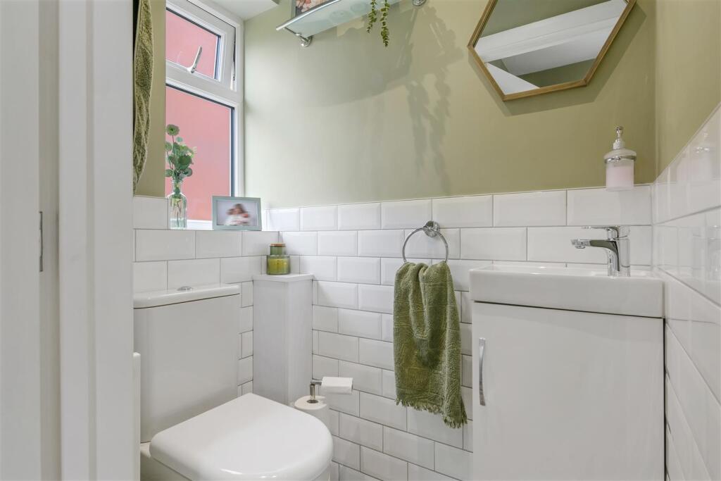 Guest Cloakroom