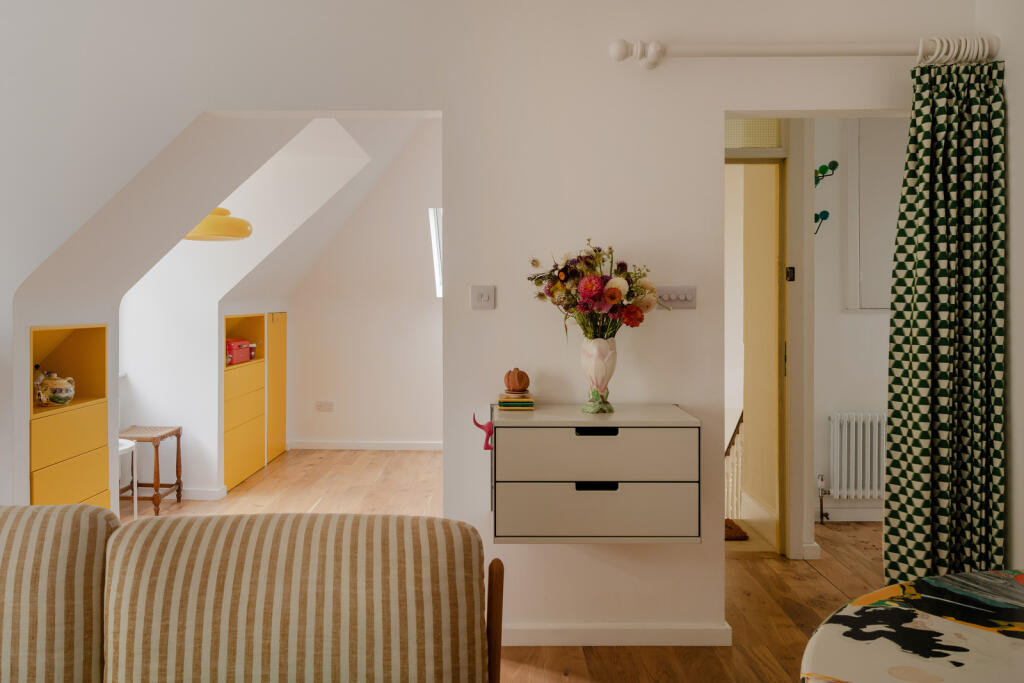 225001 - Chatsworth Road, London NW2 4BN - high...