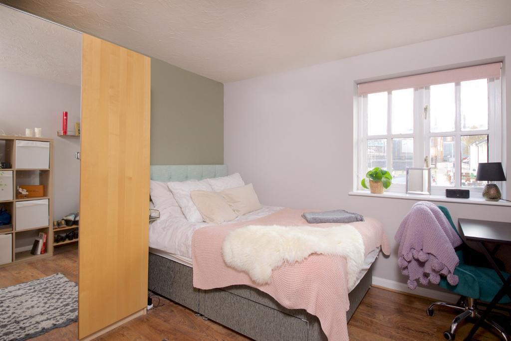 Bedroom 01