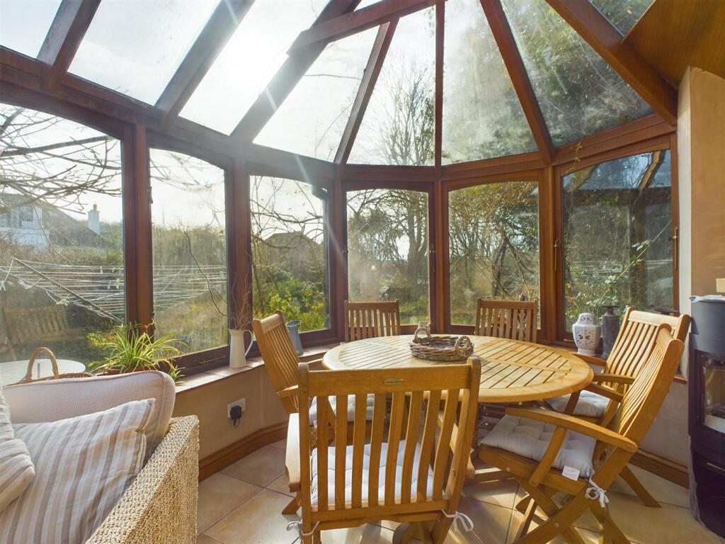 conservatory 1.jpg