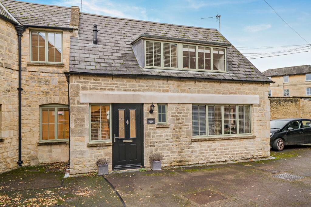 Victoria Road, Cirencester, Gloucestershire, GL7