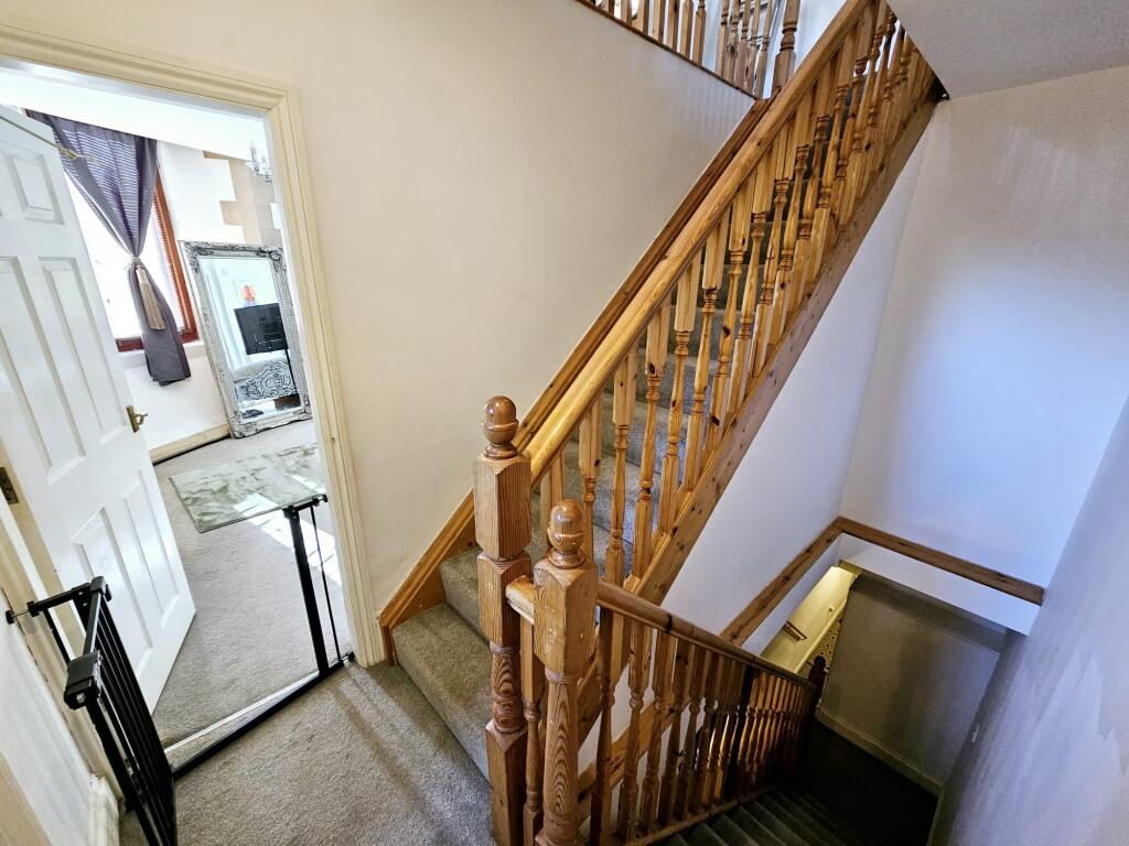 5cd554e0-d813-4eff-a40f-2e565a3b7e68