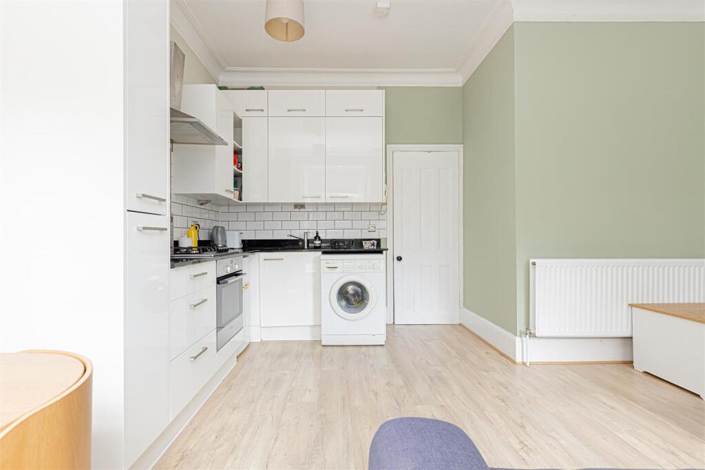 Claremont Square (9).jpg