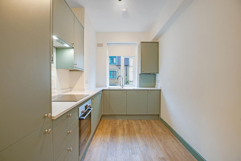 4.KITCHEN.jpg