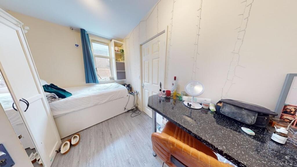 Flat-2-55-Alfreton-Road-04182024_184138