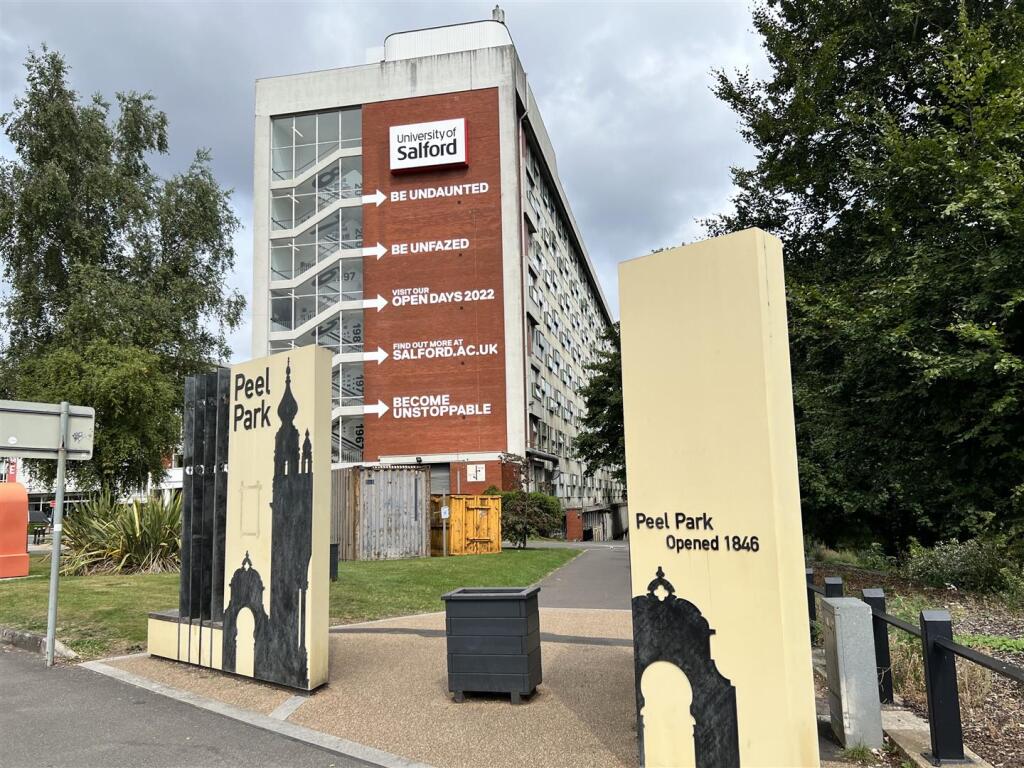 Salford Uni