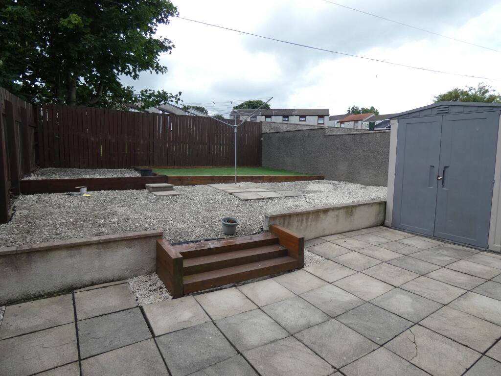 GARDEN E