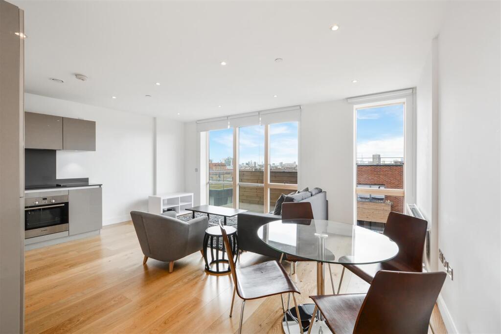 Reception/Kitchen