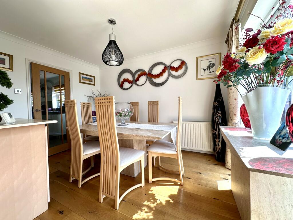 Dining room main