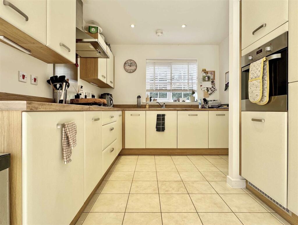 Kitchen.jpg