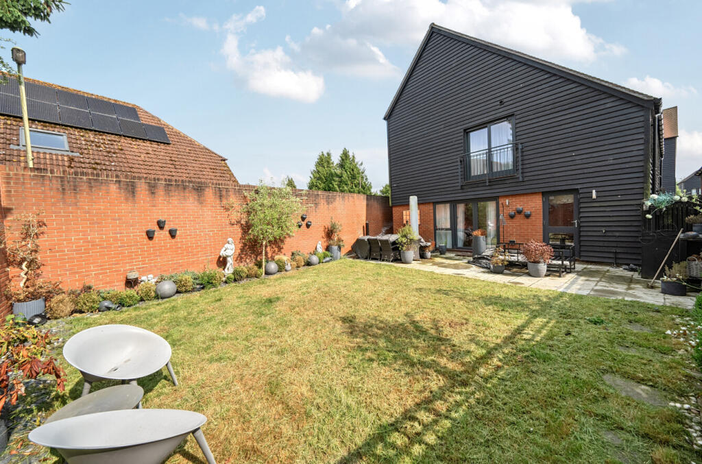 1304098-22-683f24...