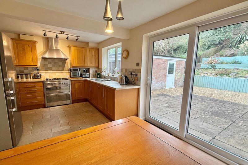 17' Kitchen/Dining Room