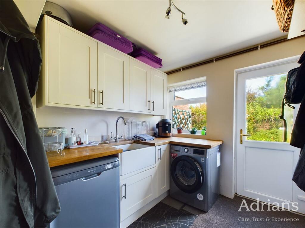 UTILITY ROOM