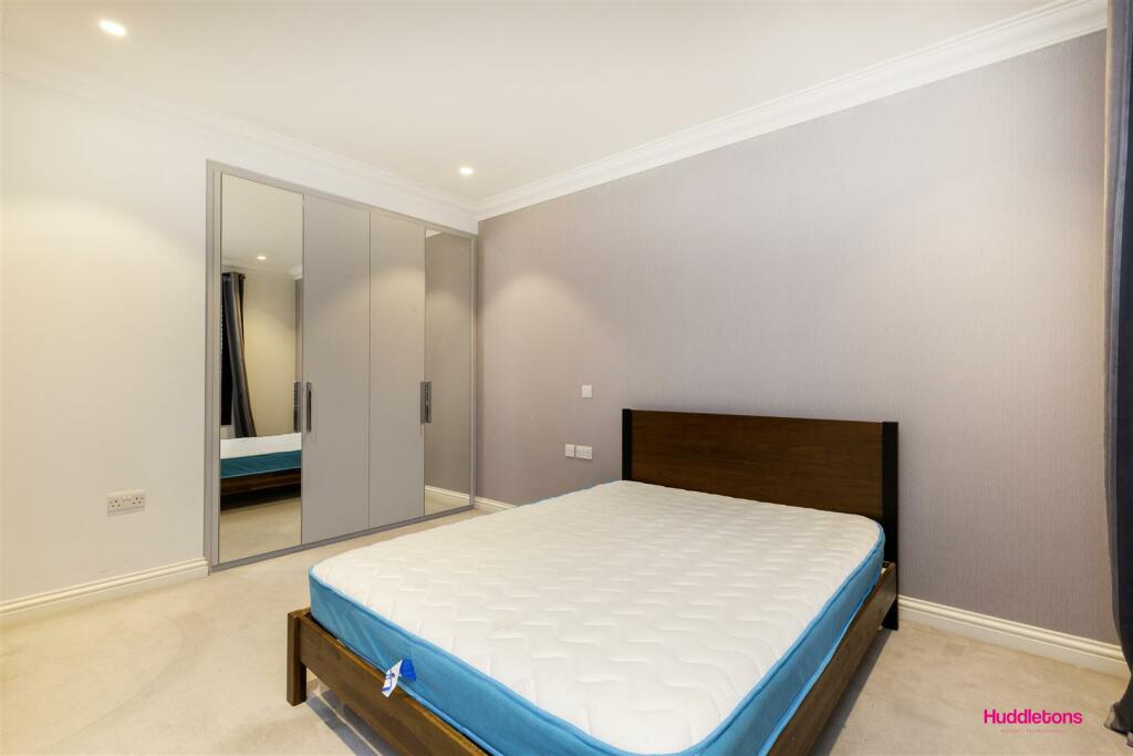 Collingwood House -14