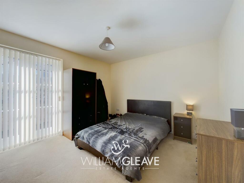 CAM01391G0-PR0071-ST