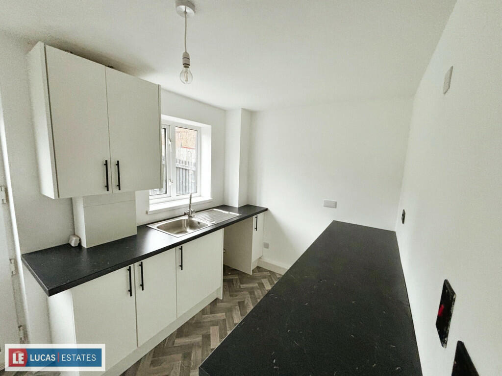 88511146-image_pi...