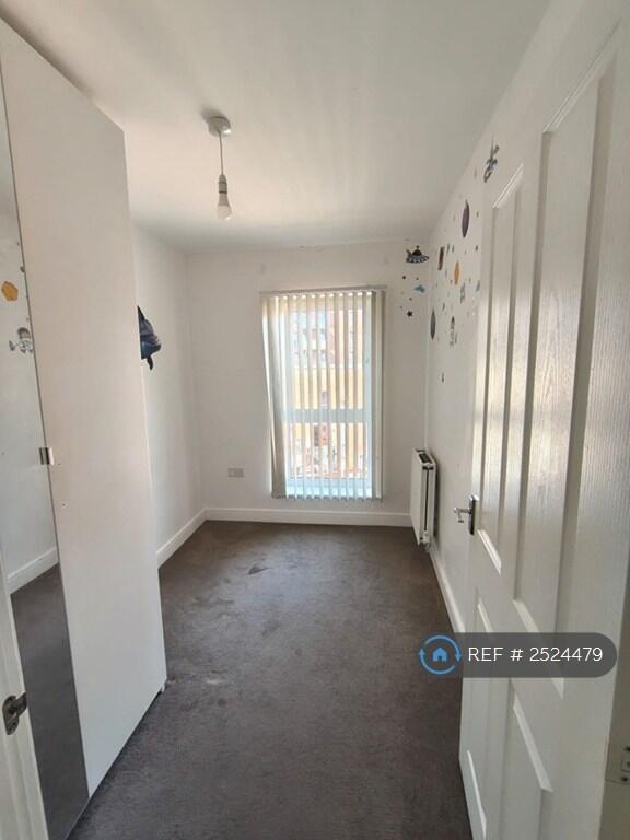 2nd Floor - Box Room