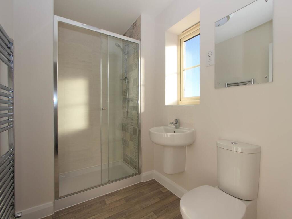 En Suite 2