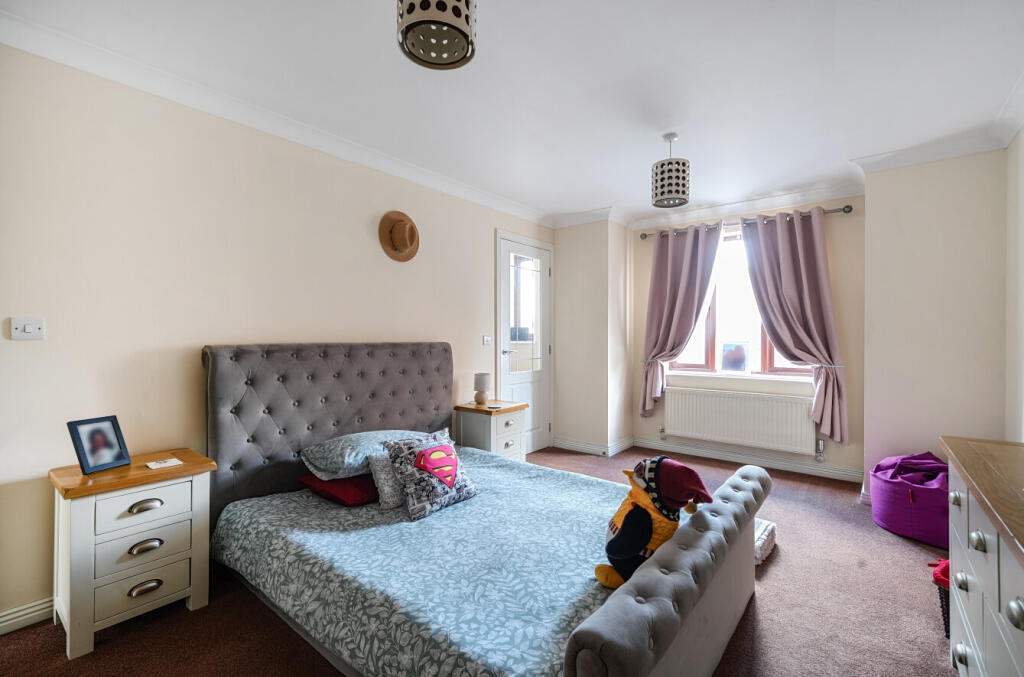 Sitting Room/Bedroom