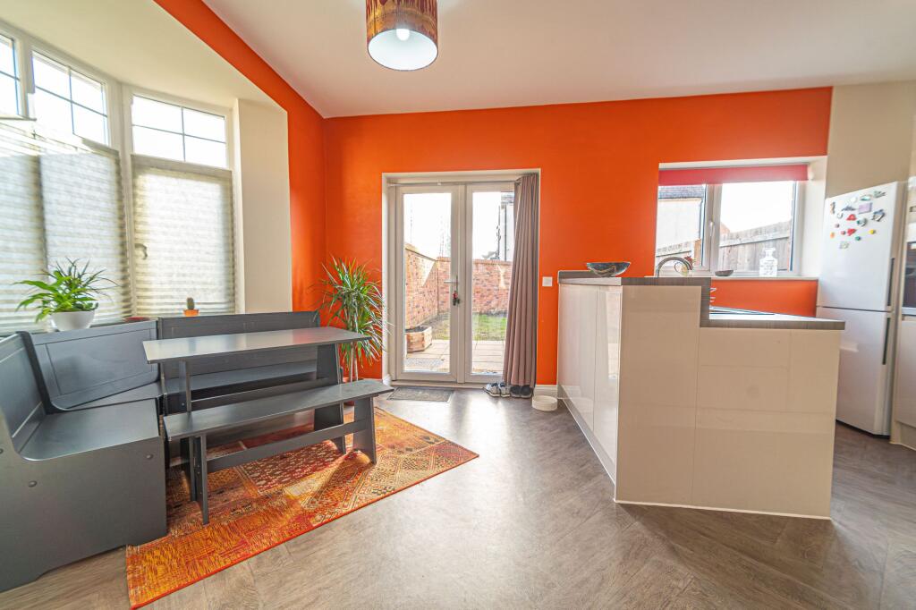 Kitchen/Dinning Room
