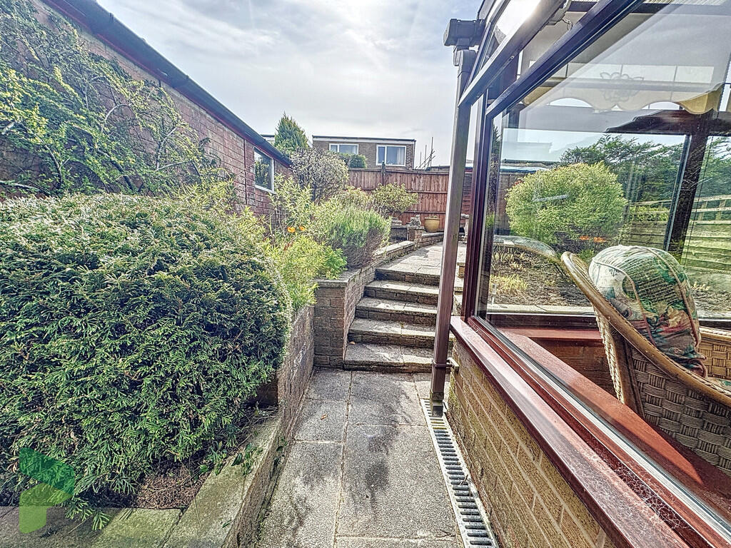 Access to rear ga...