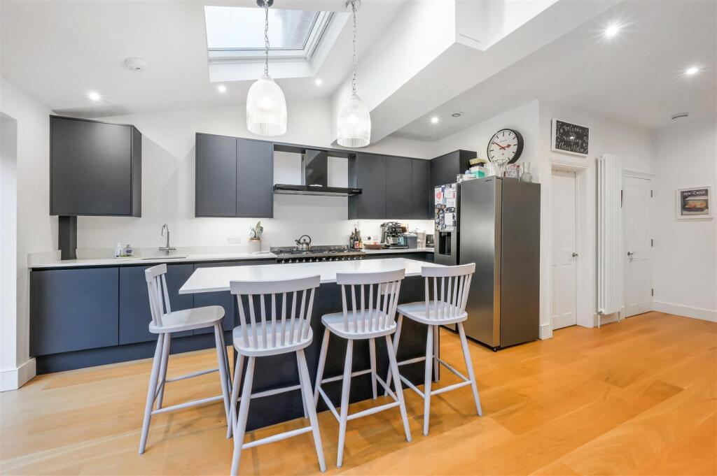 7 TREWINCE ROAD,6.jpg