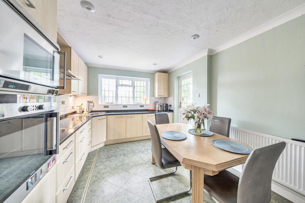 1321249-15-68765a...