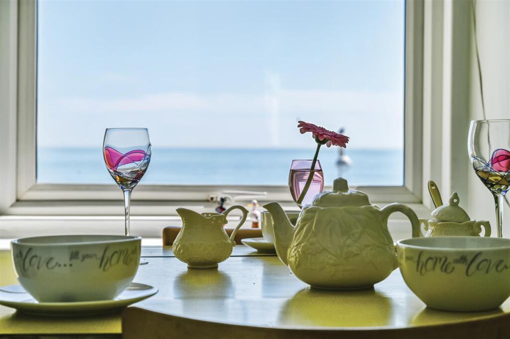 18-carlton-court-tn40-photos (14).jpg