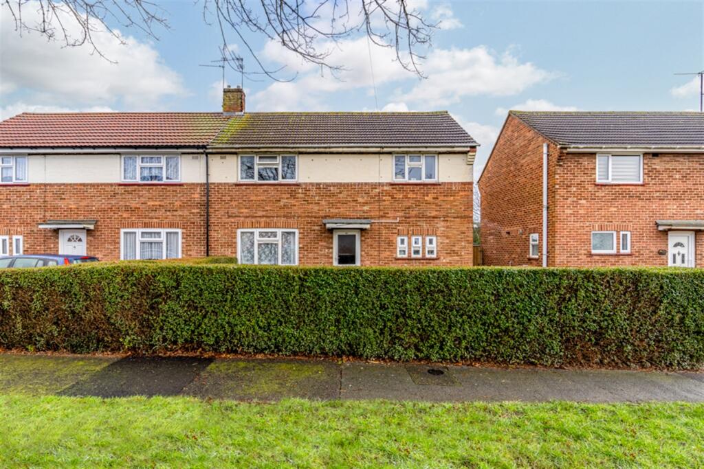 Elizabeth Road, PE21