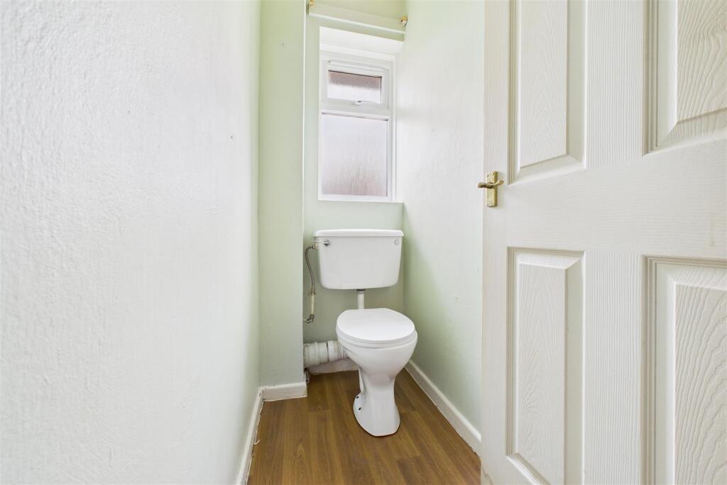 15 Courtenay Walk, Worle, North Somerset BS22 7TQ 