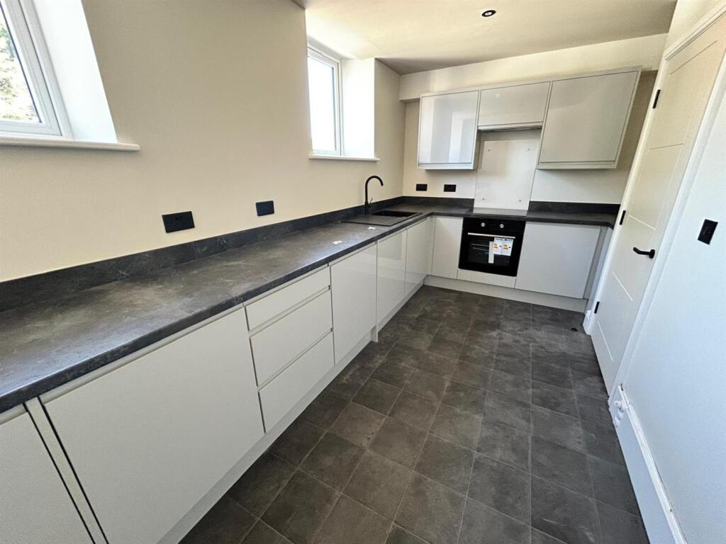 WhatsApp Image 2025-04-01 at 14.32.50 (3).jpeg