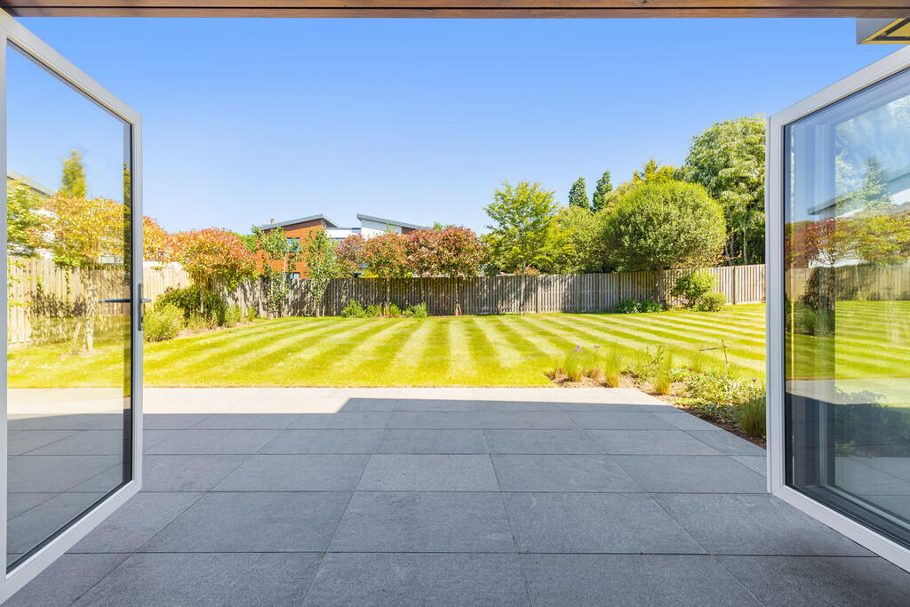 A22 - Holland Par...