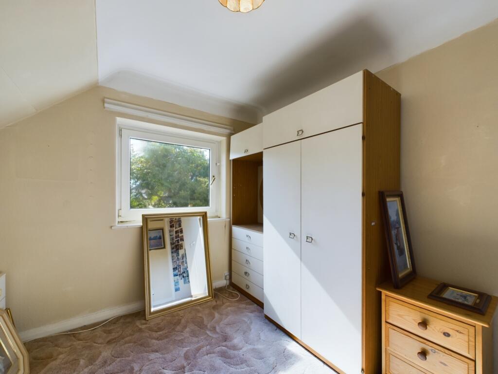 CAM02386G0-PR0074-STILL043