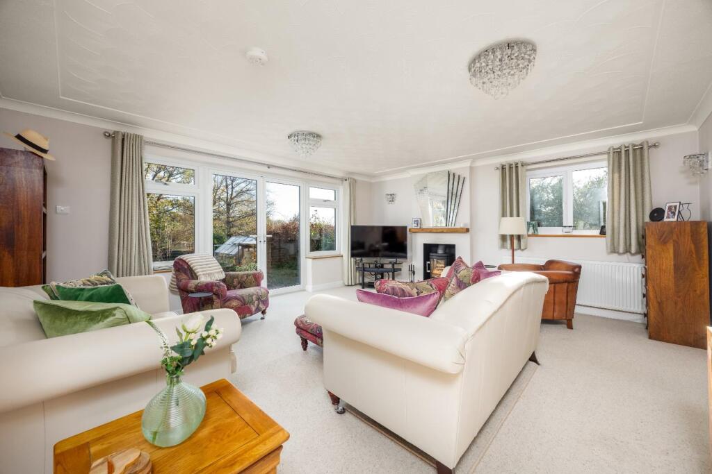Walls_Sprout_Hill_Rotherfield_TN63QX_RootsProperty