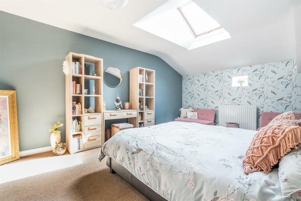 BEDROOM 3