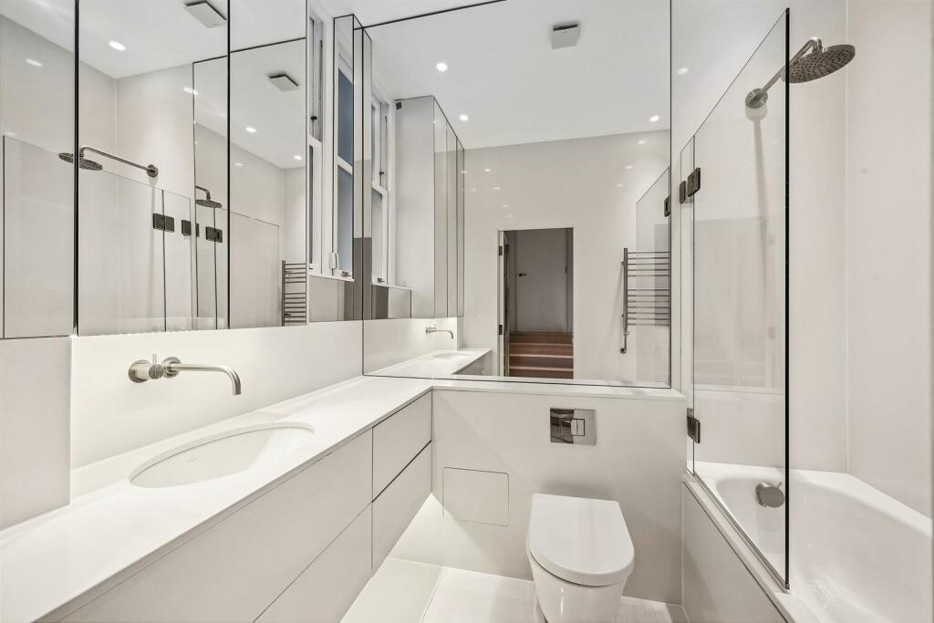 Flat FGH, 54 56 Cadogan Square (23).jpg