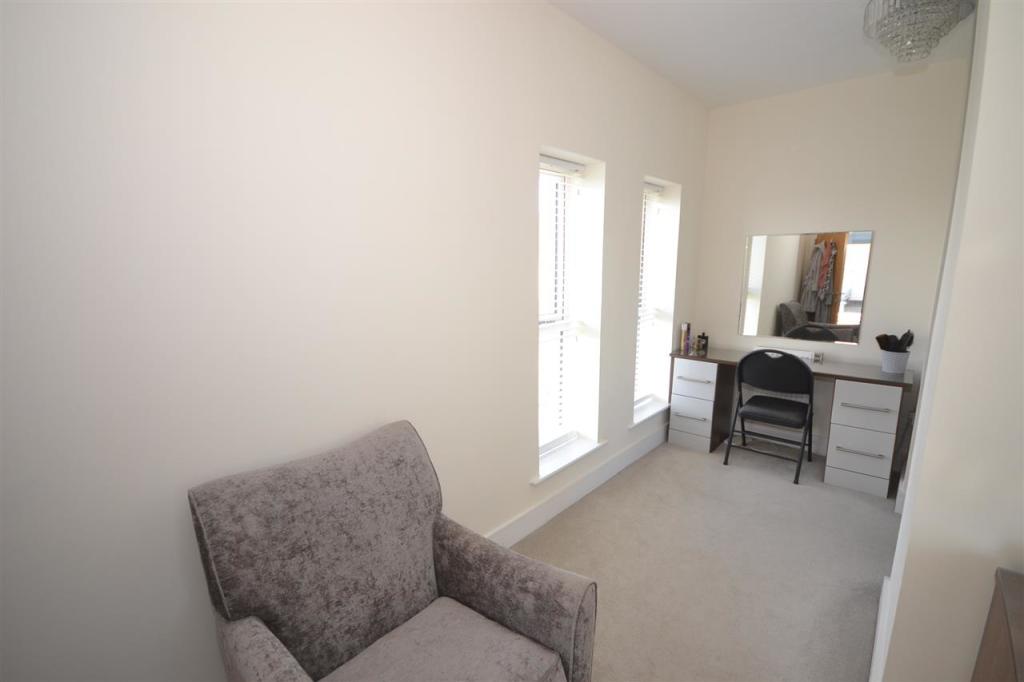 DRESSING AREA