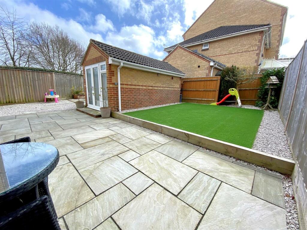 garden 4.jpg