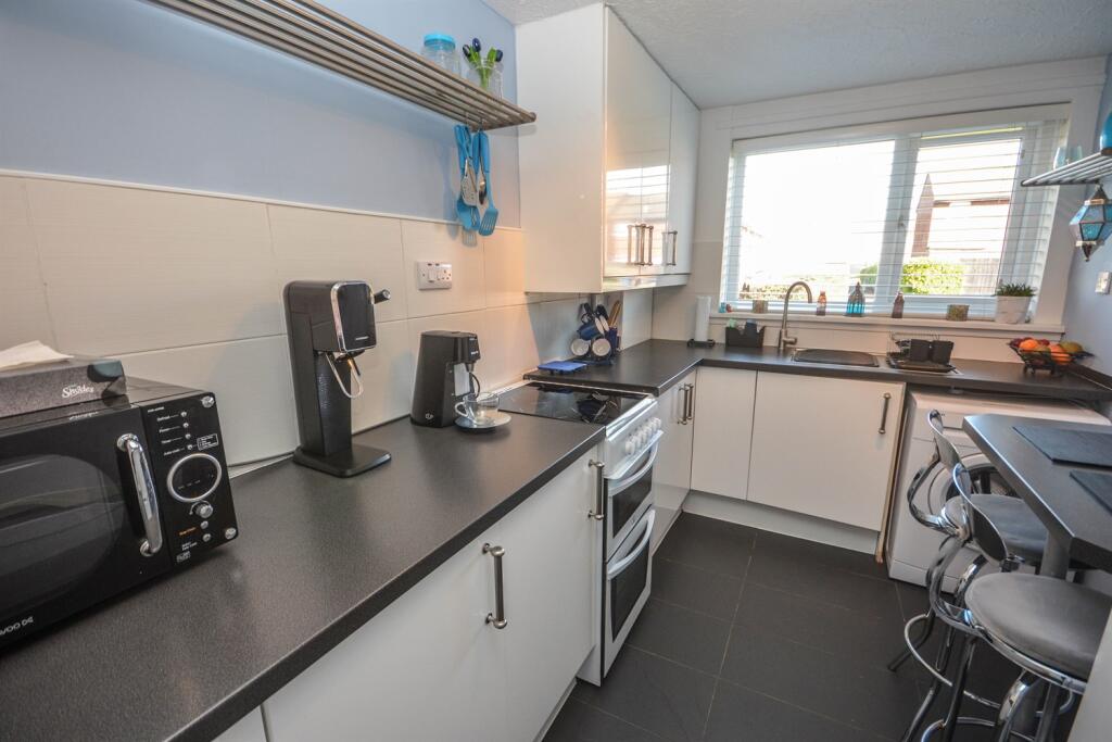 Kitchen Breakfast Ro