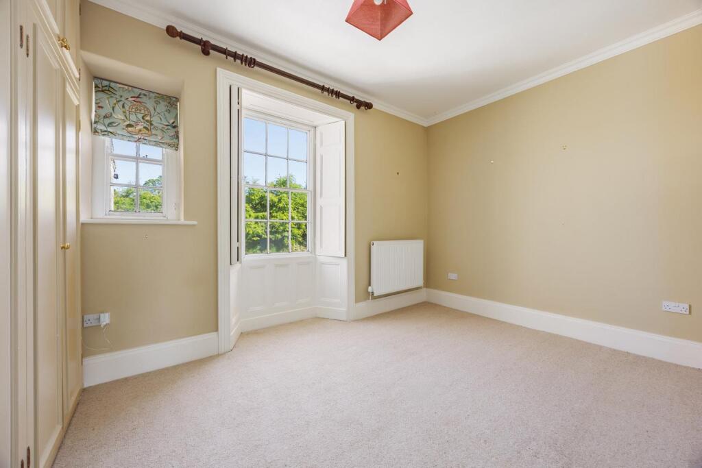 Eggleshope House East_040_web.jpg