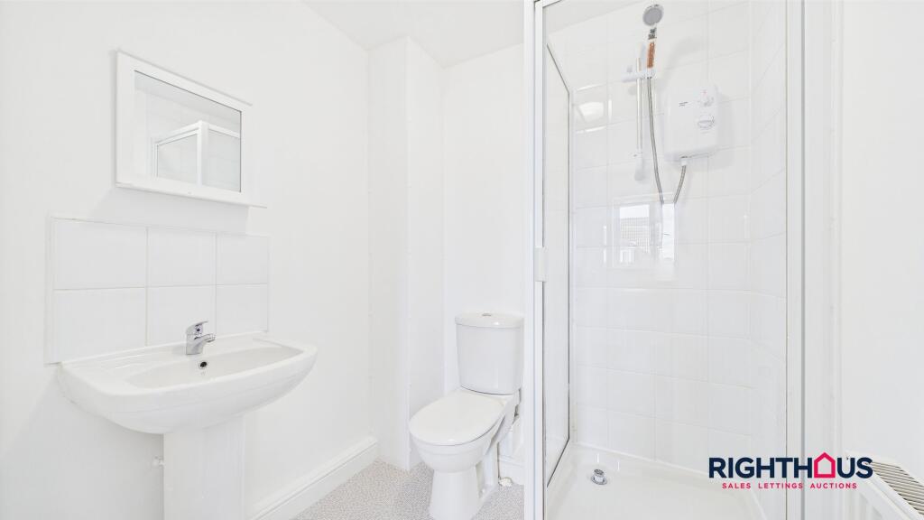 Ensuite shower room