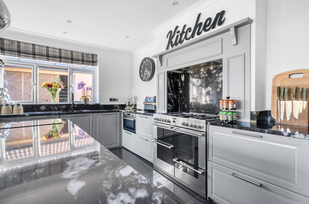 1342307-6-68a8d01...