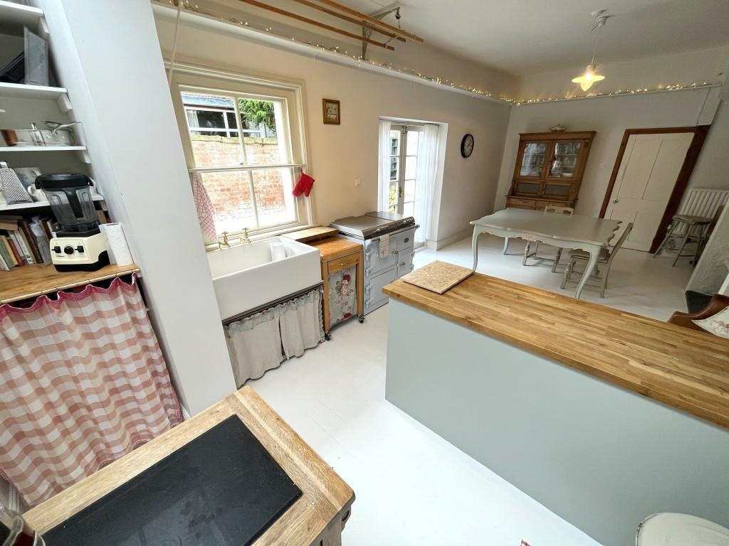 DINING KITCHEN