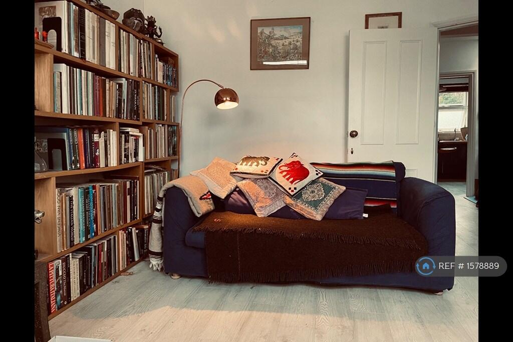 Sitting Room 3-Person Sofa 