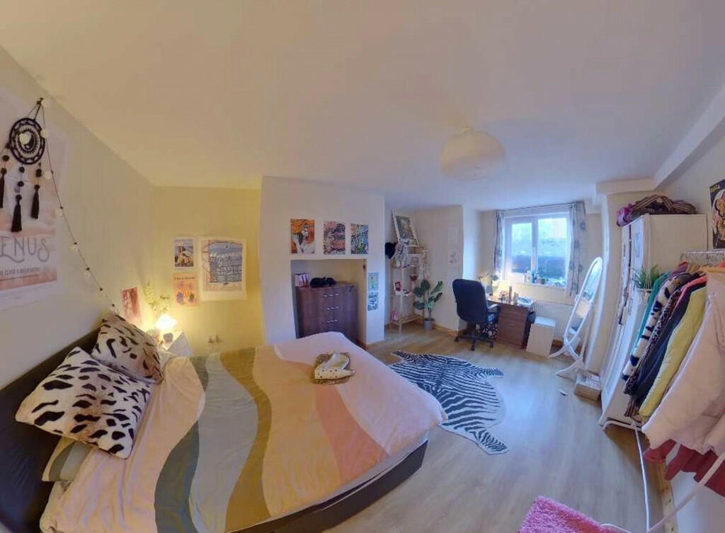 thumb__1800_0_0_0...